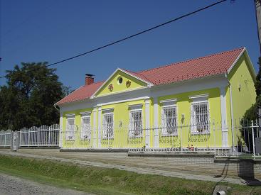 photo1