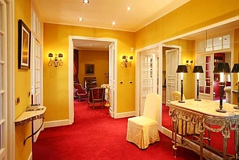 photo1