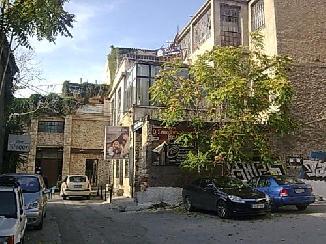 photo1