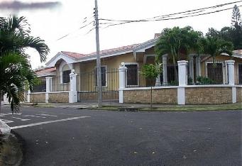photo1